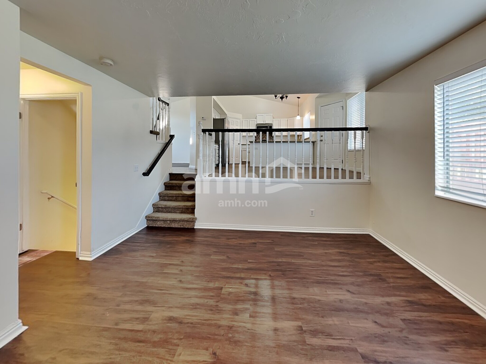 Building Photo - 1008 E 11780 S