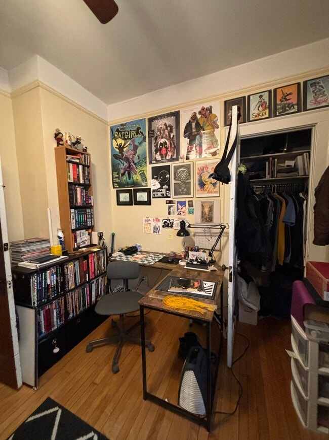 Building Photo - 2901 N Prospect Ave