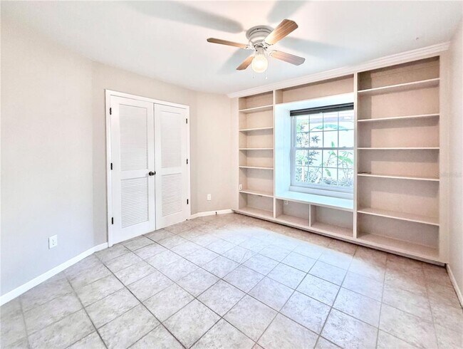 Building Photo - 2245 Springrain Dr