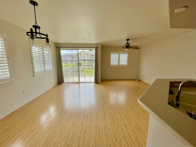 Building Photo - 7018 Hawaii Kai Dr