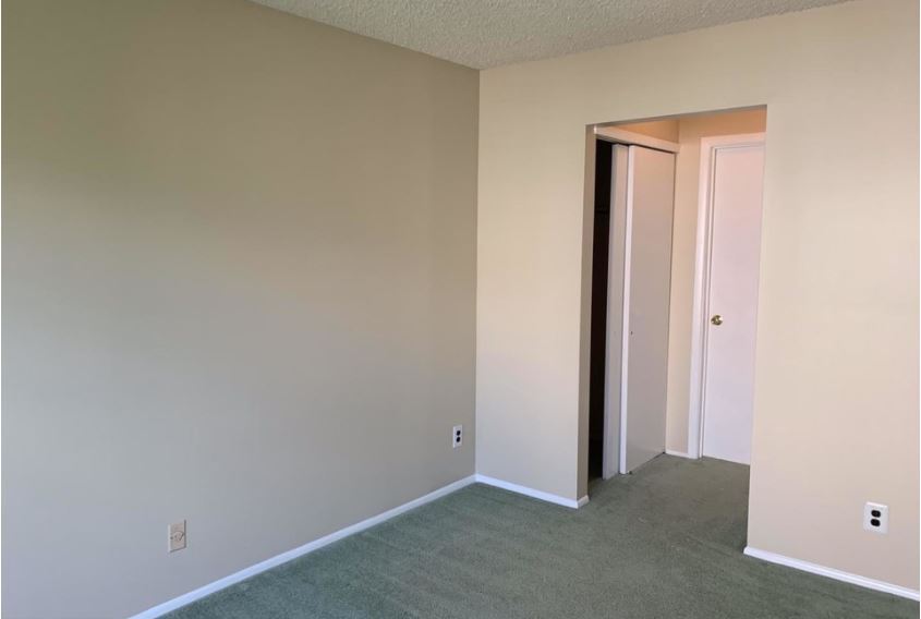 Building Photo - 331B Delancey Pl