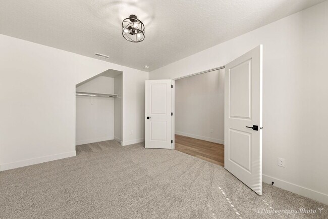Building Photo - Female Only - Private Room with Shared Bathroom in a brand new built townhome - furnished & utili...