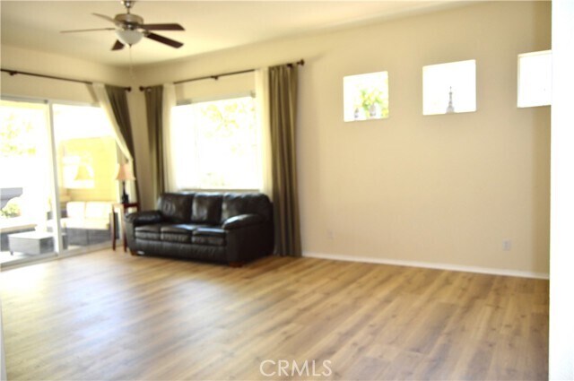 Building Photo - 1745 S Forest Oaks Dr