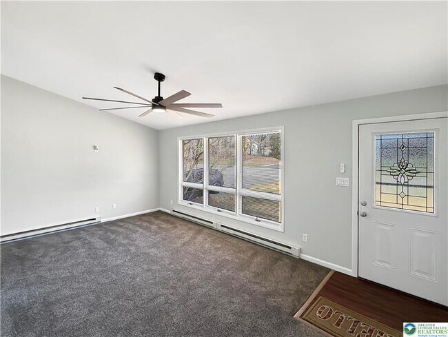 Building Photo - 308 Hemlock Ln