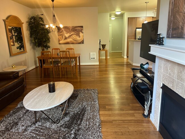 Building Photo - 2Bd/2Ba Bothell Condo