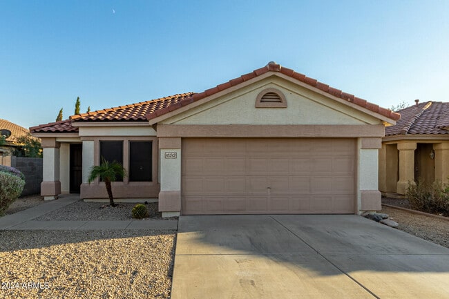 Building Photo - 10513 W Louise Dr