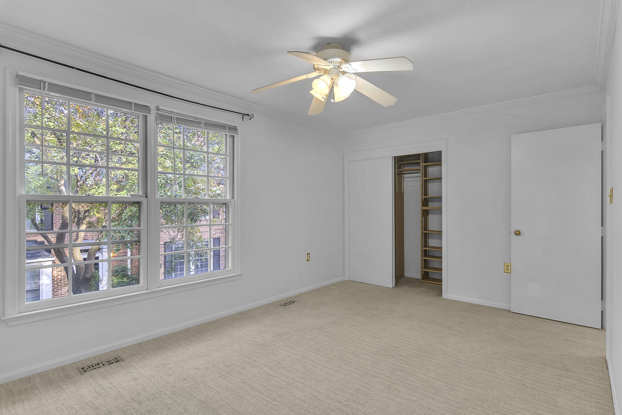 Building Photo - 2534 S Arlington Mill Dr