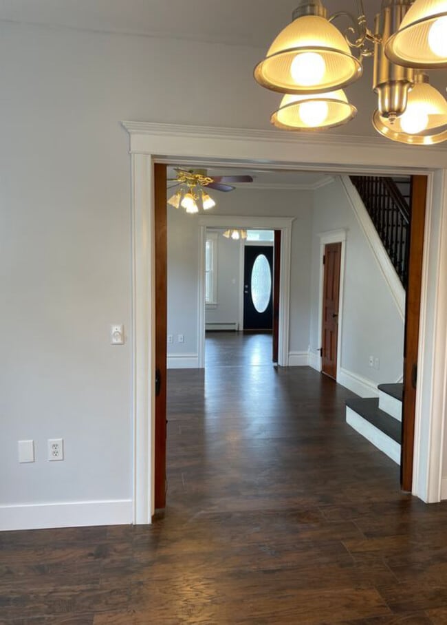 Building Photo - 3933 E Grant St