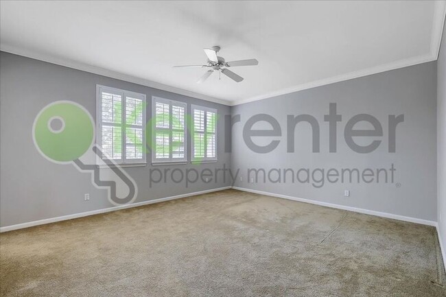 Building Photo - 6820 Cherry Ridge Cir