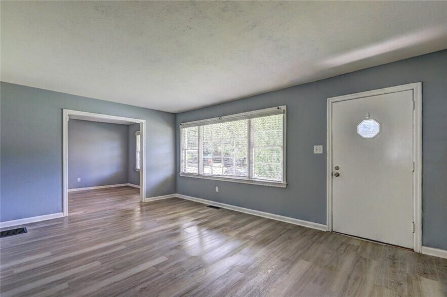 Building Photo - 970 Oglethorpe Ave