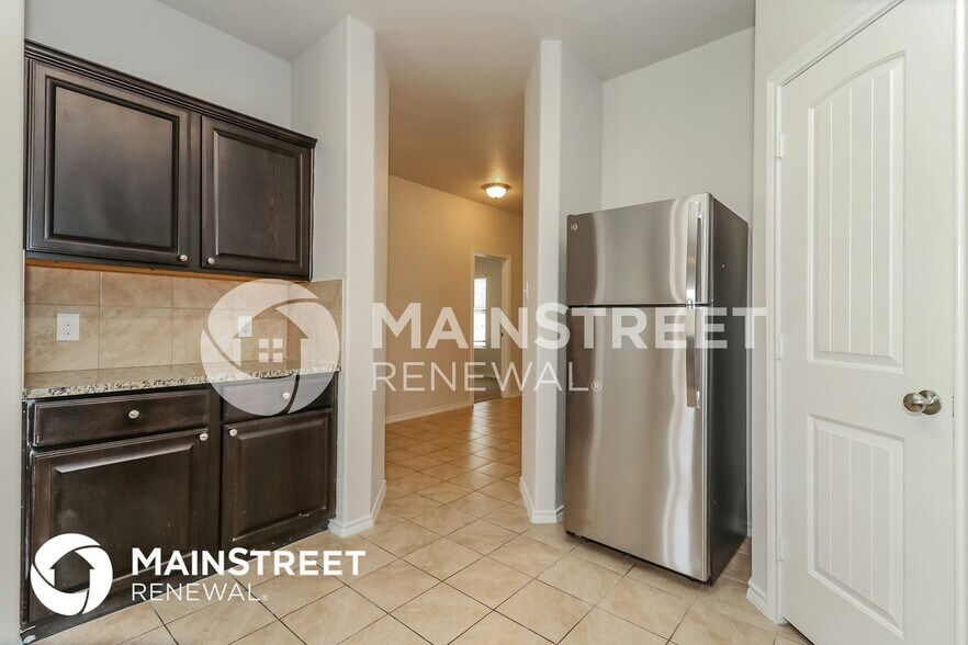 Building Photo - 2604 Mill Springs Pass