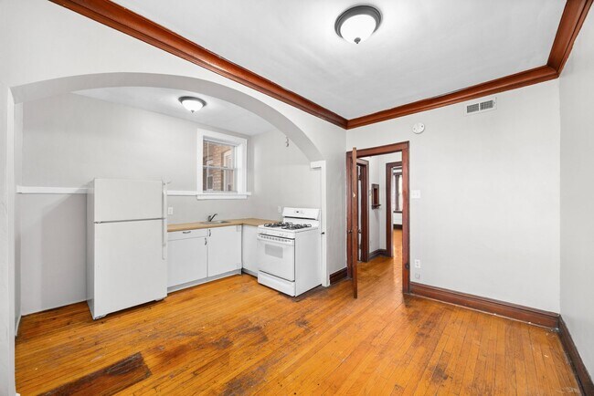 Building Photo - 1838 50th Ct