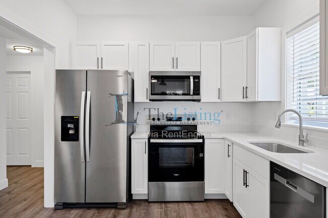 Building Photo - 12726 Taylor Nicolas Dr