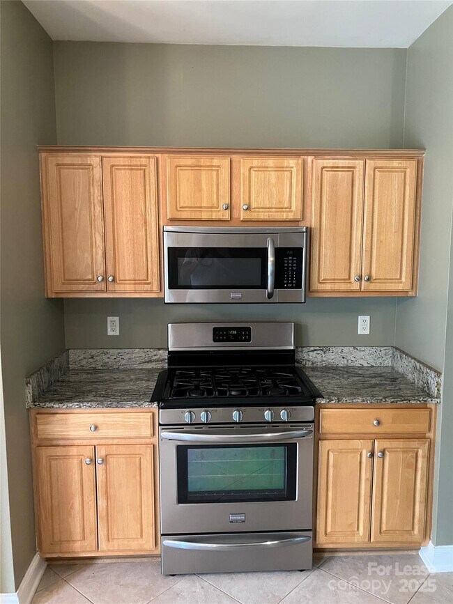 Building Photo - 12503 Twelvetrees Ln