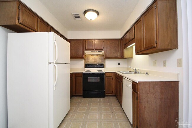 Building Photo - 1455 Acorn Ln