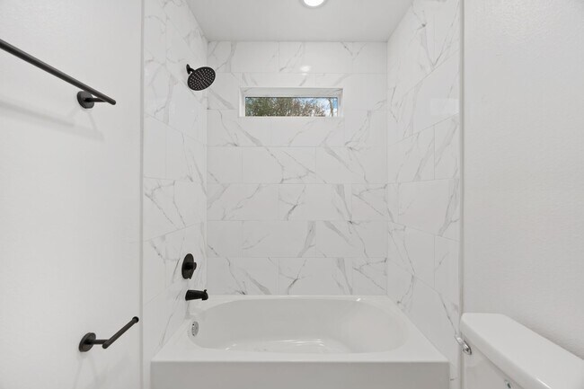 Building Photo - Brand-New Duplex for Rent – 3 Bed | 2.5 Bath