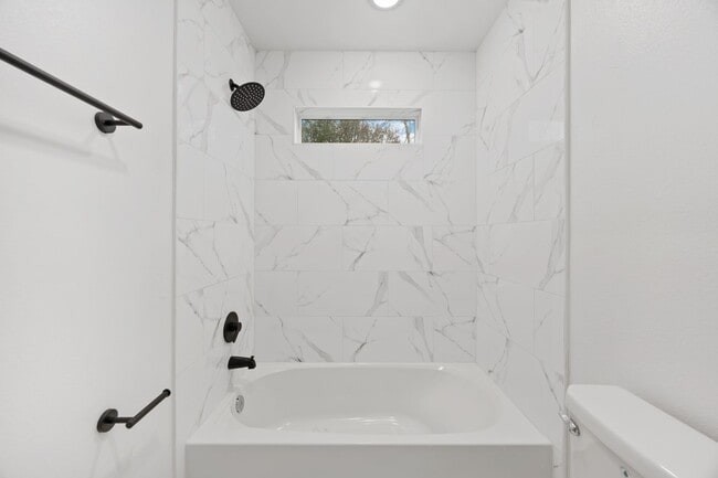 Building Photo - Brand-New Duplex for Rent – 3 Bed | 3.5 Bath