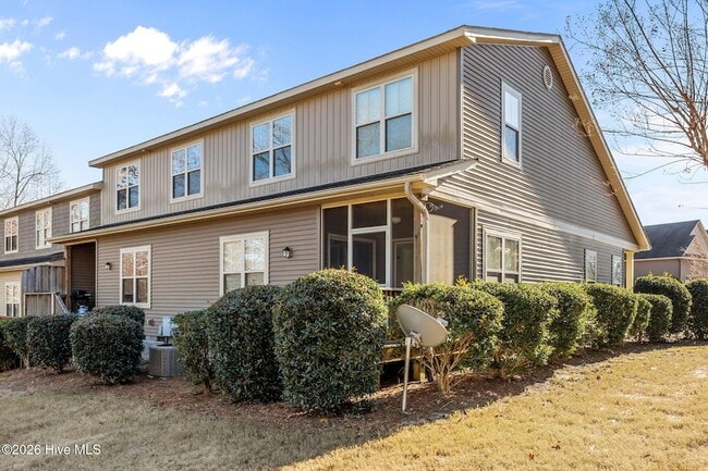 Building Photo - 58 Cypress Cir
