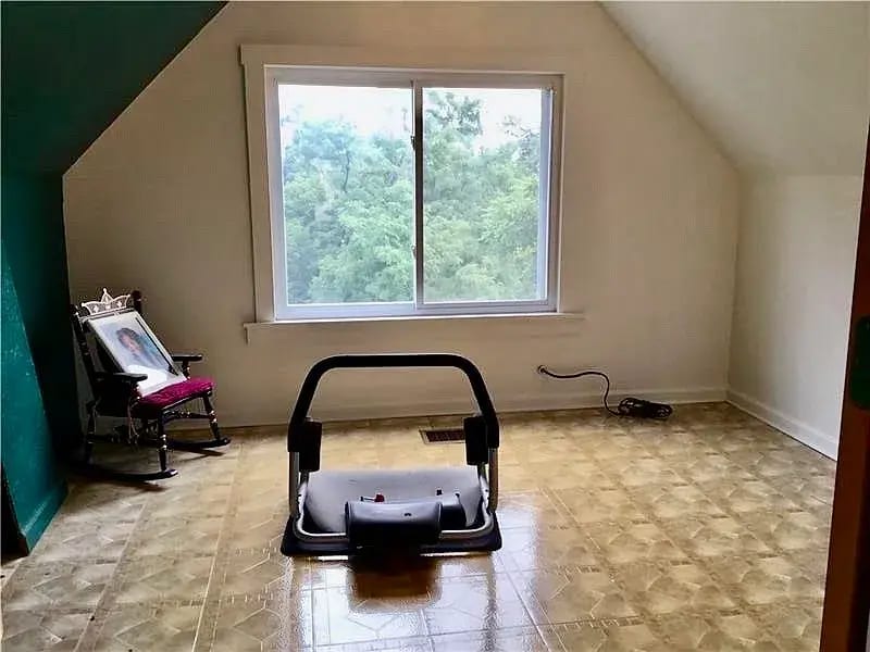 Building Photo - 3145 Brackenridge St