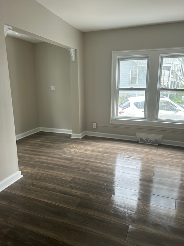 Building Photo - 3 Britton Ave