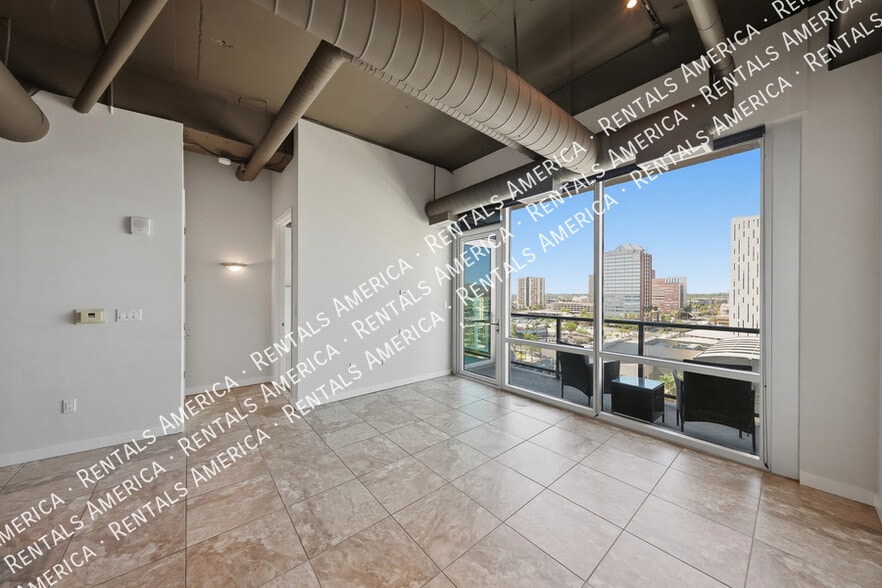 Building Photo - 1 E Lexington Ave