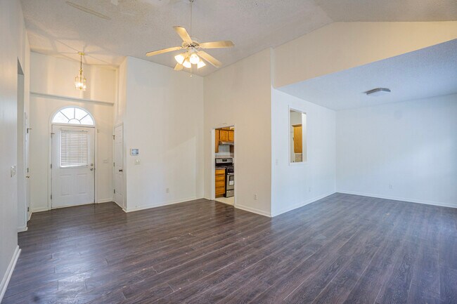 Building Photo - 2204 Quail View Trail