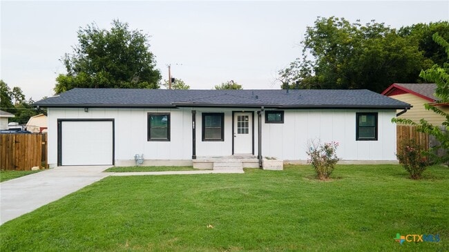 Primary Photo - 805 S 32nd St