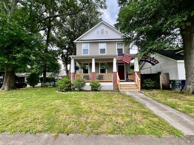 Primary Photo - Gorgeous Home in the heart of Bayview Beach