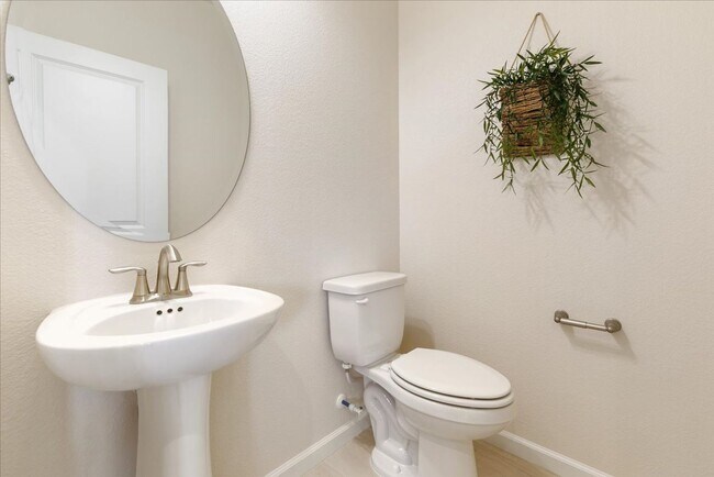 Building Photo - The Tahoe - Luxury 3 Bedroom, 2.5 Bath Townhome with Full 2 Car Garage