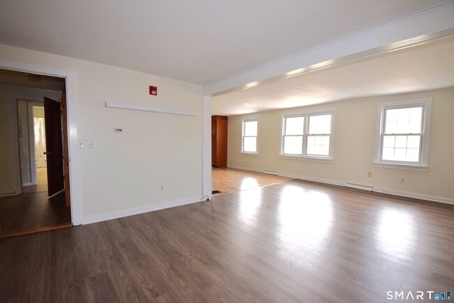 Building Photo - 1129 Connecticut 169 Unit