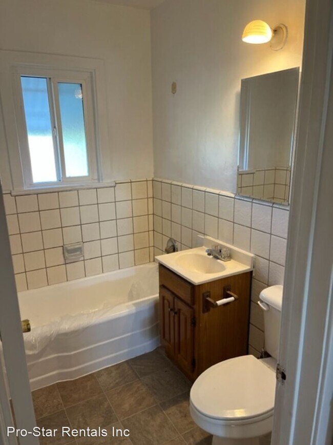 Building Photo - 4 br, 2 bath House - 23508 Fremont Ave