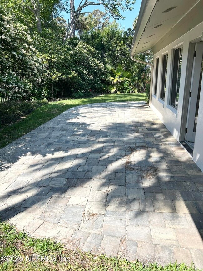 Building Photo - 108 Abalone Ln E