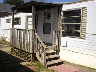 Primary Photo - 3013 Dennis Ct NE