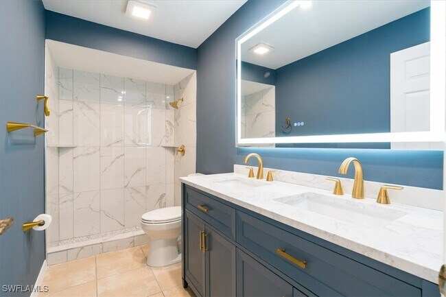 Building Photo - 2009 Pine Isle Ln