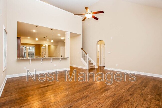 Building Photo - 674 Stonebriar Ave
