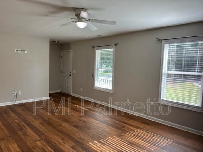 Building Photo - 753 Murray Lindler Rd