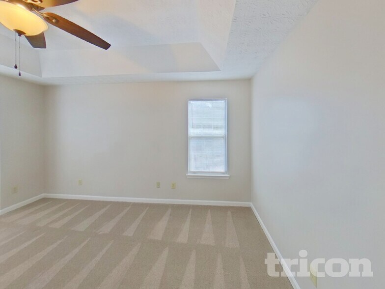 Building Photo - 5085 Forest View Trail