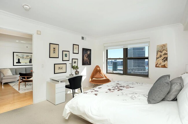 Building Photo - 1135 Shelby St