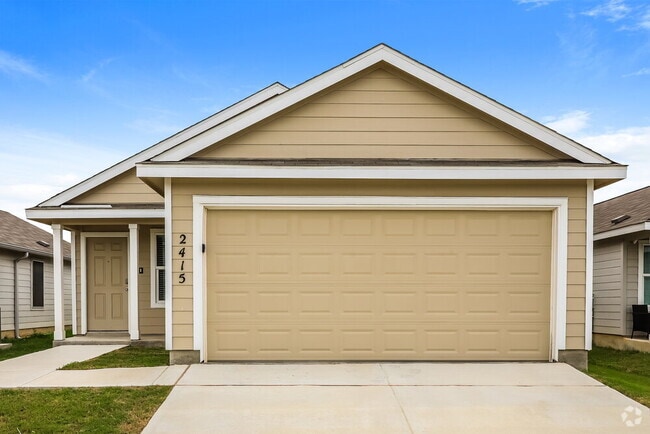 Building Photo - 2415 Lake Hls