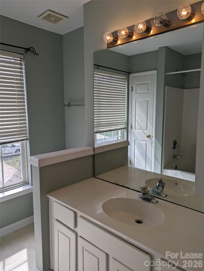 Building Photo - 114 Coronilla Rd