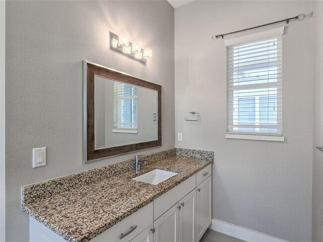 Building Photo - 8518 Fathom Cir