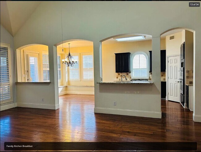 Building Photo - 8128 Grand Canyon Dr