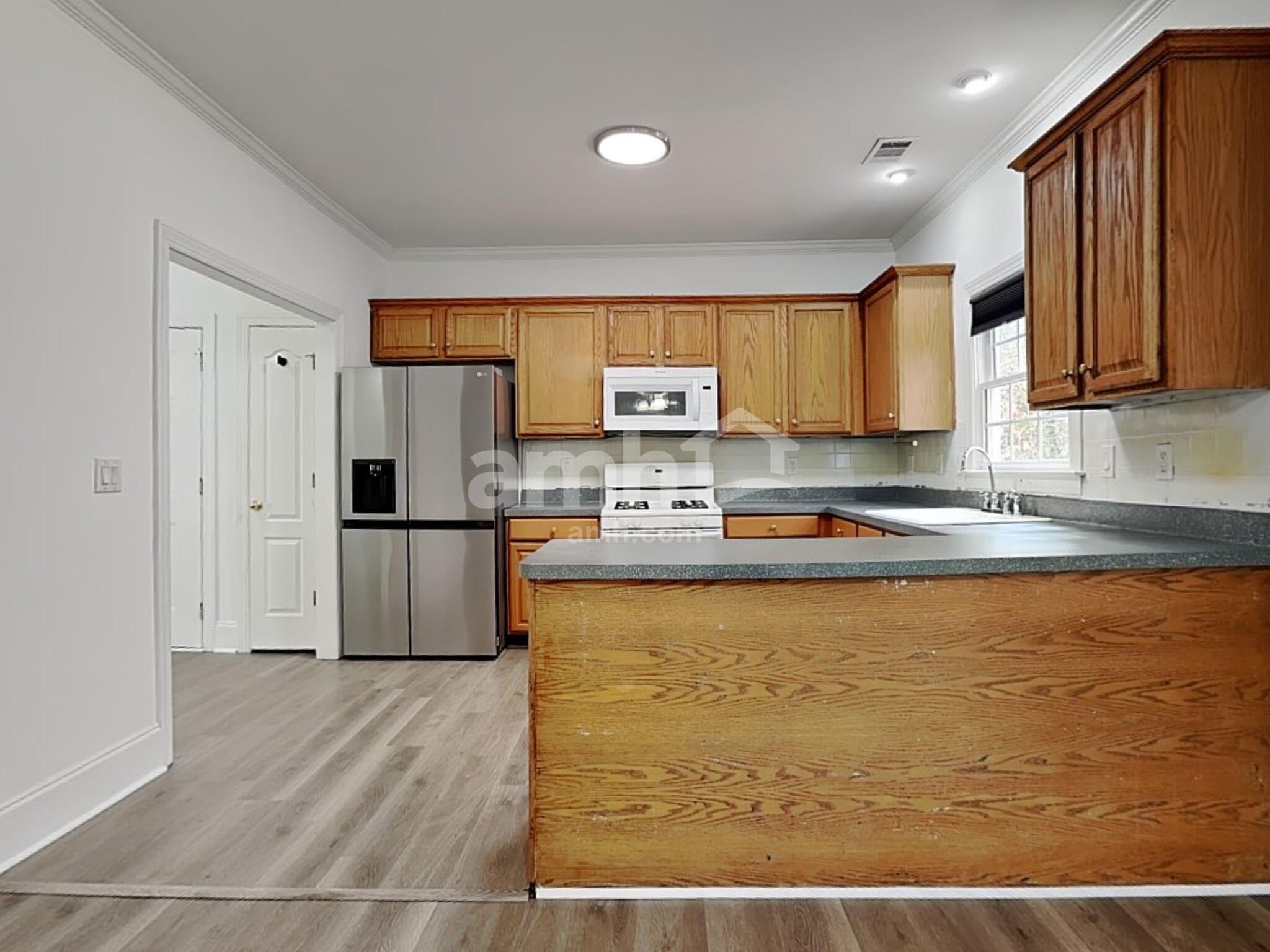 Building Photo - 1335 Killian Shoals Way SW