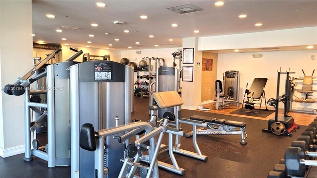 Building Photo - 2451 Brickell Ave