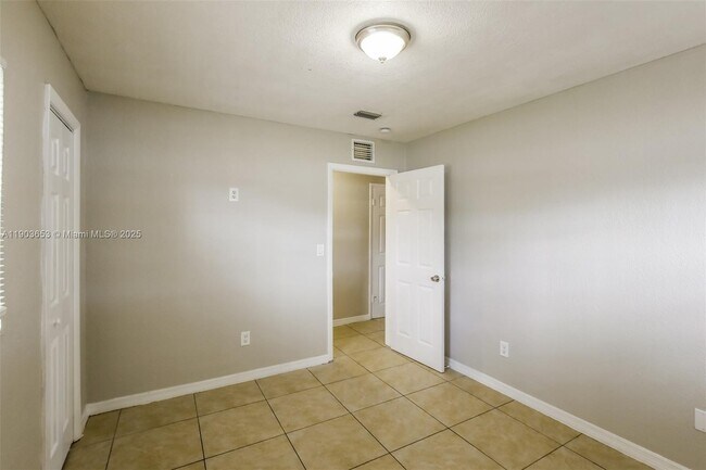 Building Photo - 1351 NW 188th Terrace