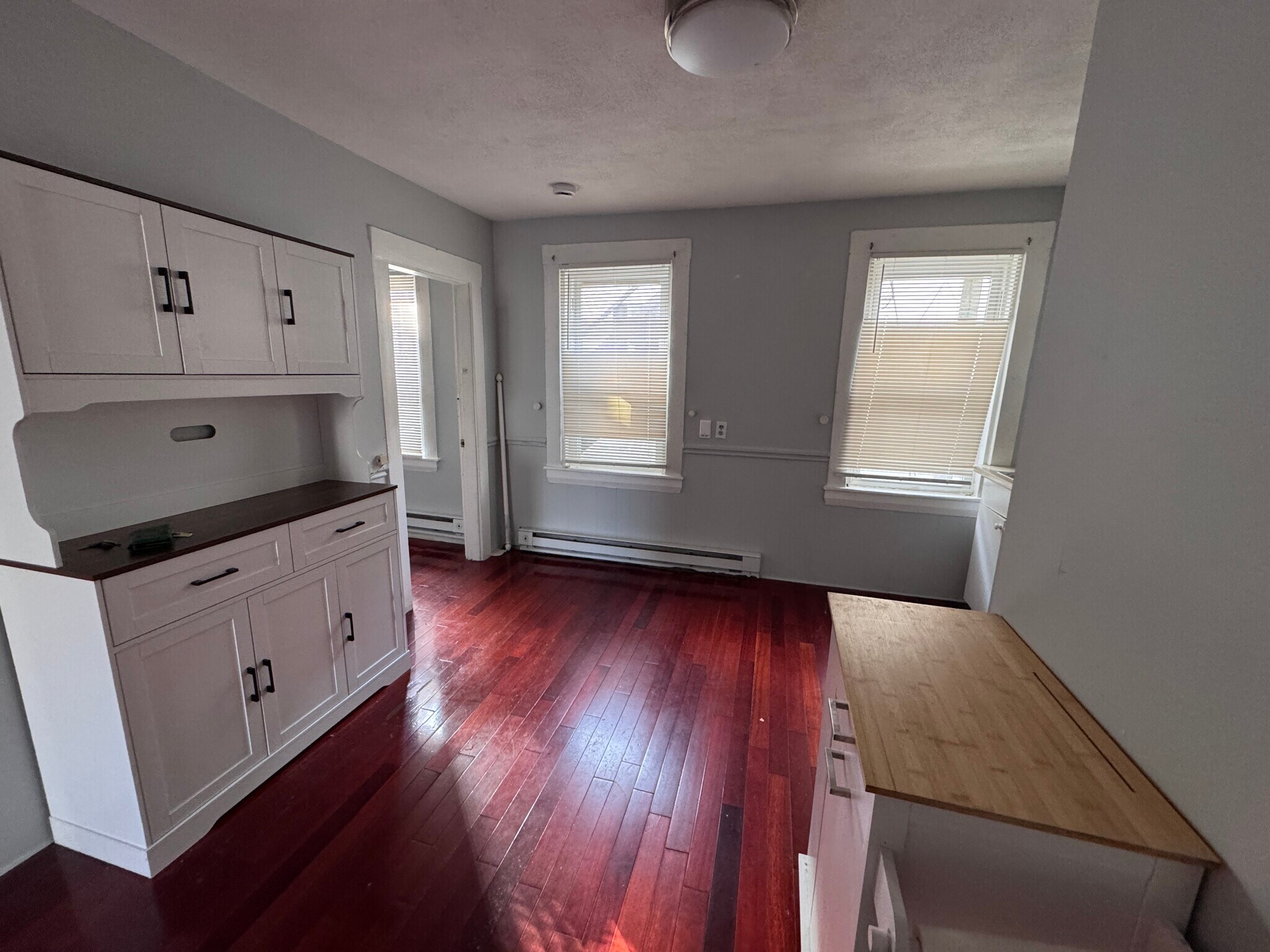 Building Photo - 265 Bolton St