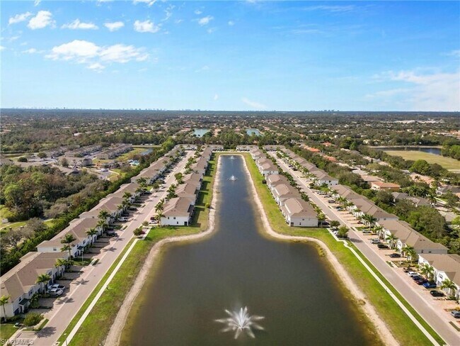 Building Photo - 15484 Wildflower Cir