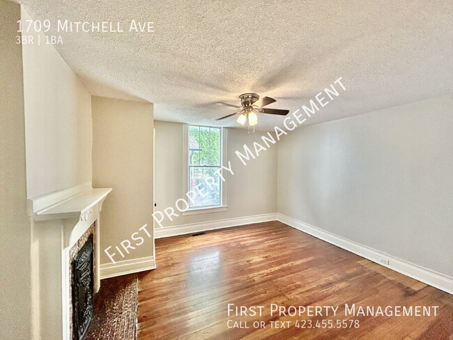 Building Photo - 1709 Mitchell Ave