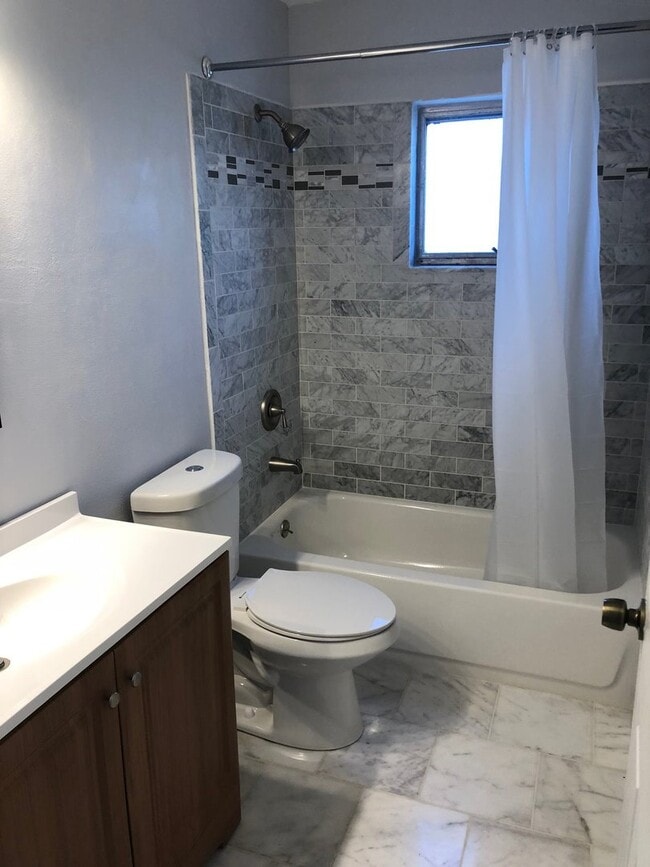 Building Photo - 5242 20th Ave N