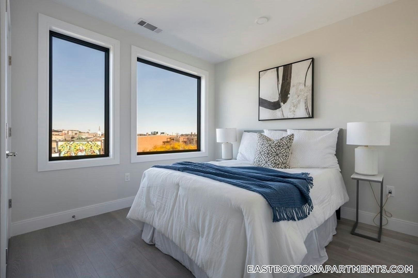 Building Photo - 152 Liverpool St